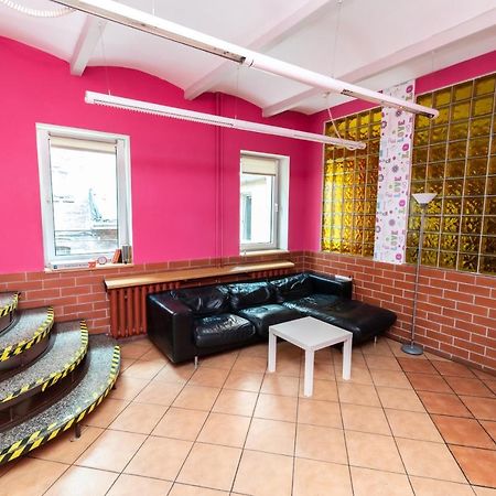 Jopi Hostel Katowice Centrum Esterno foto